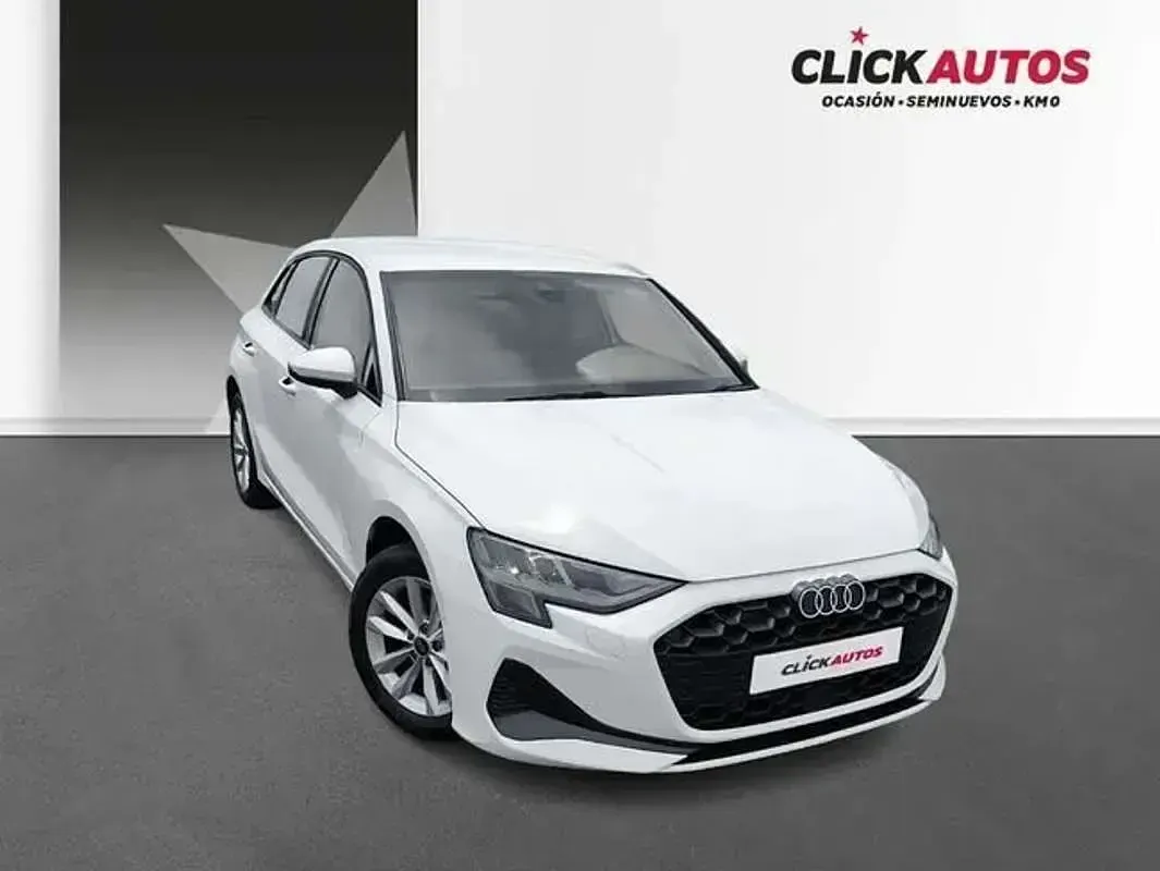 Usado Audi A3 Sportback S-Line 116 CV (85 kW) 2025 Blanco Utilitario