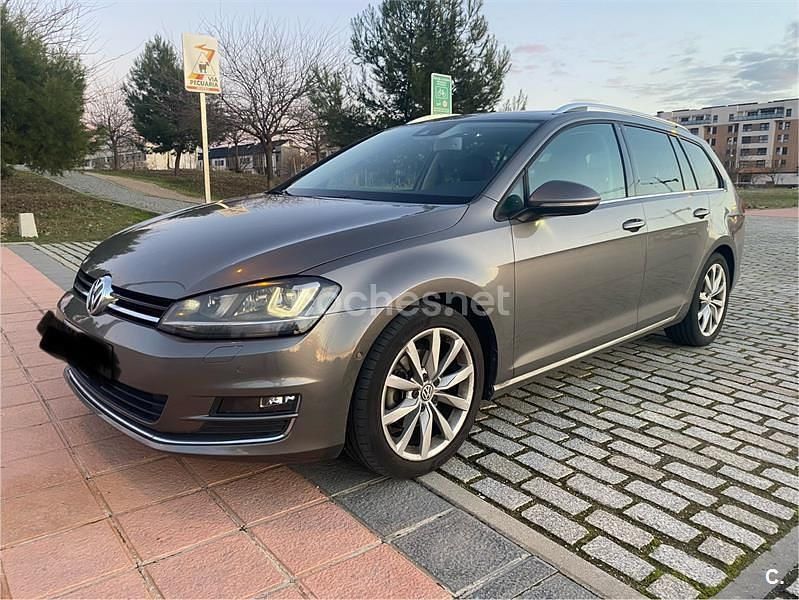 Gris / plata Usado 2014 VW Golf VII Sportline Familiar | 10.300 € (Buen precio) - Imagen 1/4