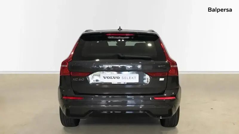 Usado Volvo XC60 Plus 350 CV (257 kW) 2024 Marron SUV