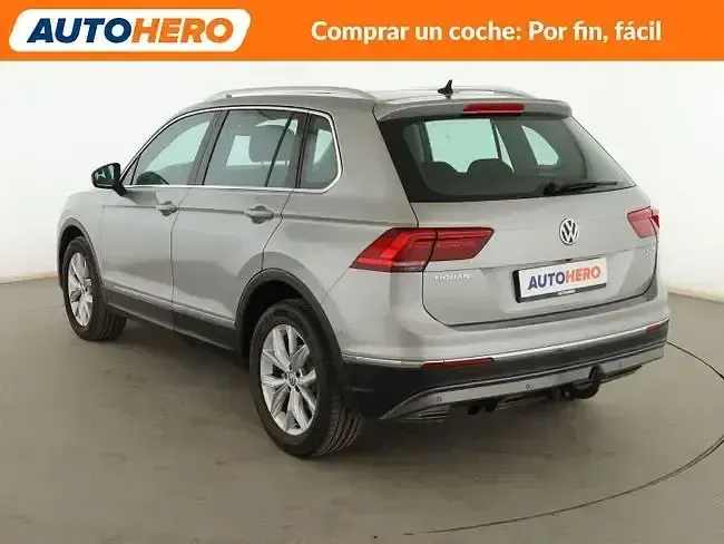 Usado VW Tiguan Sportline 180 CV (132 kW) 2016 Gris SUV
