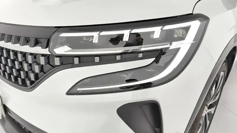 Usado Renault Austral Techno 200 CV (147 kW) 2025 Blanco SUV