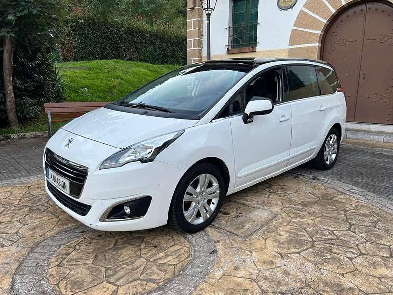 Blanco Usado 2014 Peugeot 5008 Allure Monovolumen | 11.900 € (Un poco caro) - Imagen 1/1