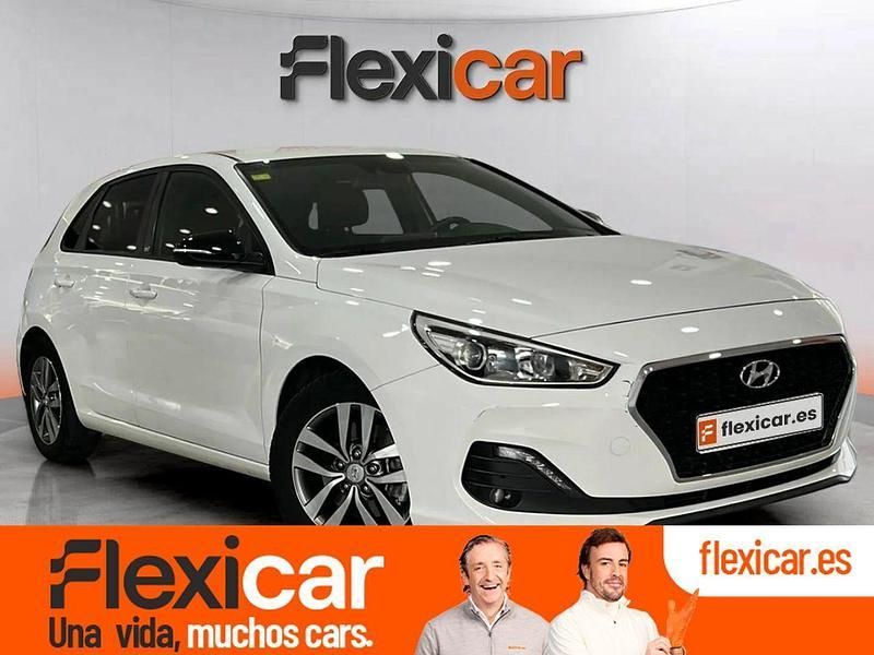 Blanco Usado 2018 Hyundai i30 Utilitario | 13.990 € (Un poco caro) - Imagen 1/4
