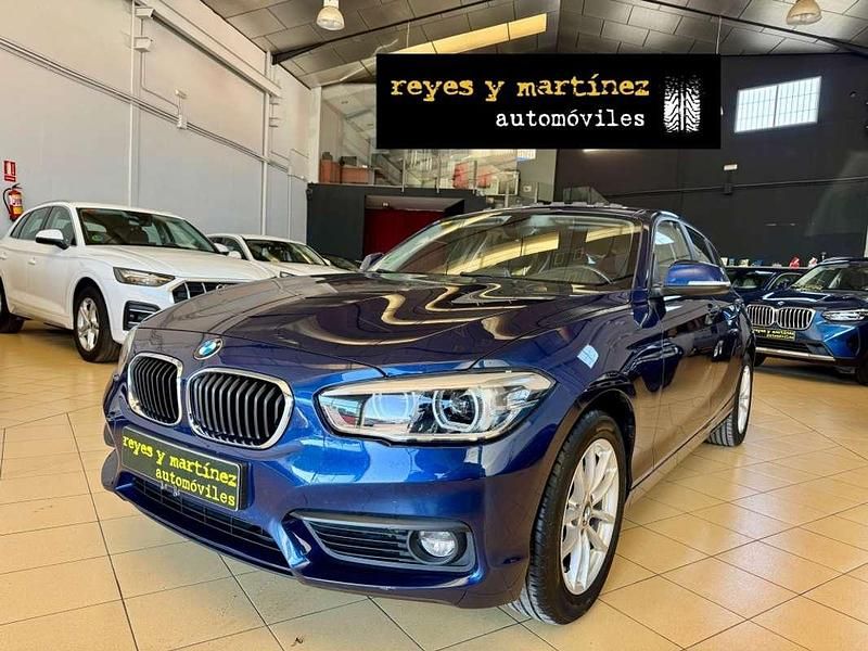 Azul Usado 2018 BMW 118 Advantage Utilitario | 19.500 € (Precio justo) - Imagen 1/4