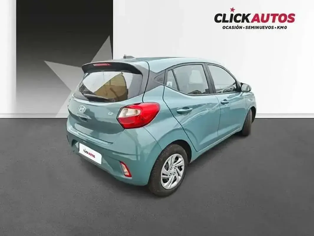 Usado Hyundai i10 79 CV (58 kW) 2026 Verde Utilitario