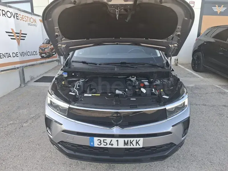 Usado Opel Grandland X 130 CV (95 kW) 2023 Gris / plata SUV