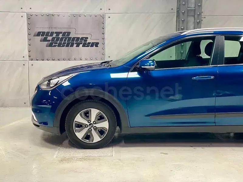 Usado Kia Niro 141 CV (103 kW) 2018 Azul SUV