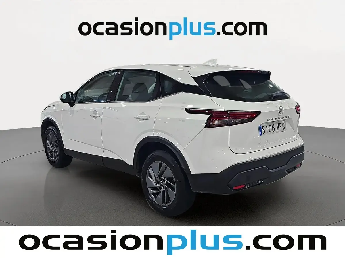 Usado Nissan Qashqai Acenta 140 HP (102 kW) 2023 Branco SUV