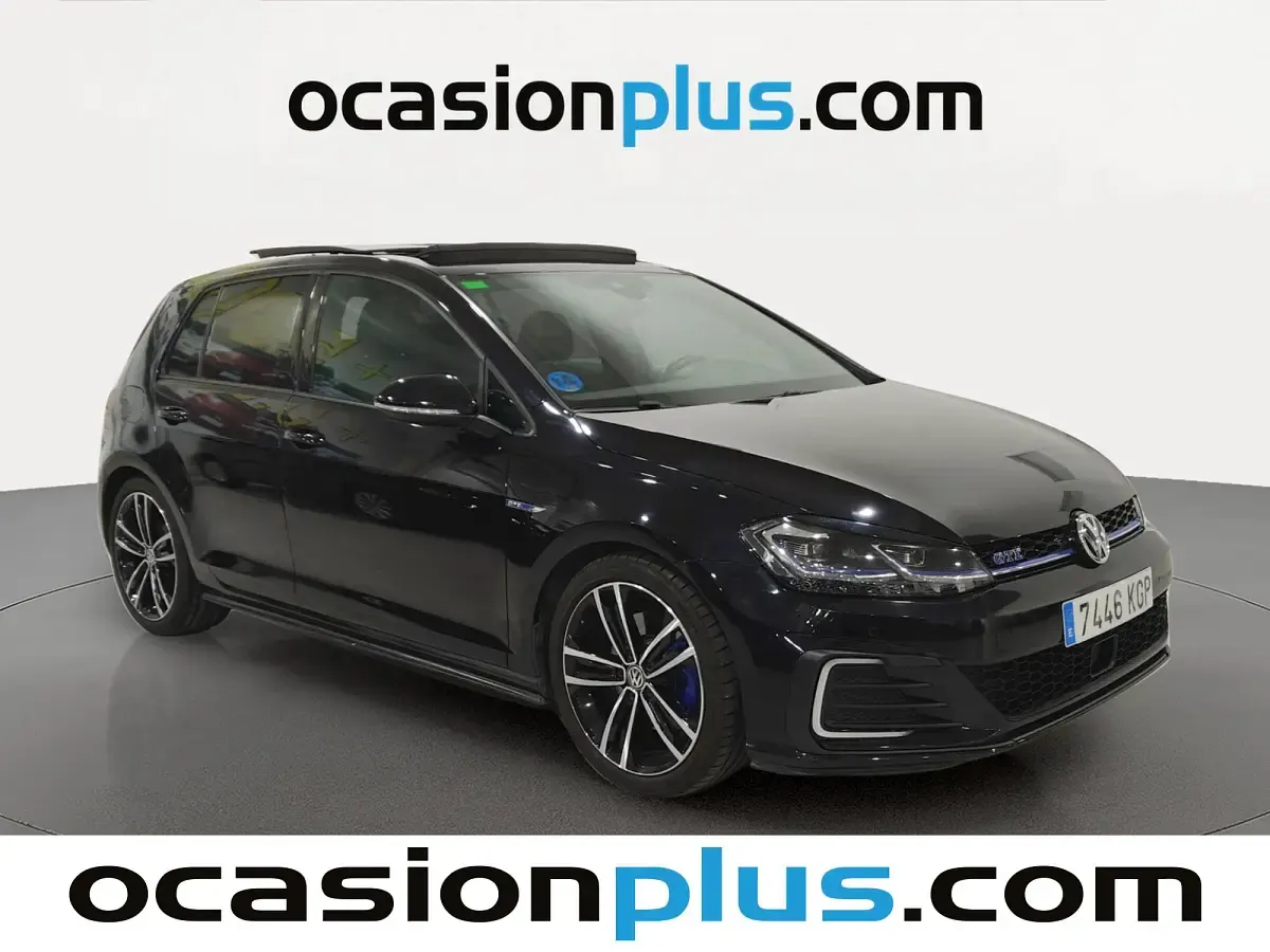 Usado VW Golf VII GTE 204 CV (150 kW) 2018 Negro Utilitario
