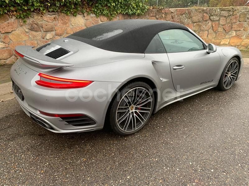 Usado Porsche 911 Turbo S Cabriolet 580 CV (426 kW) 2018 Gris / plata Descapotable