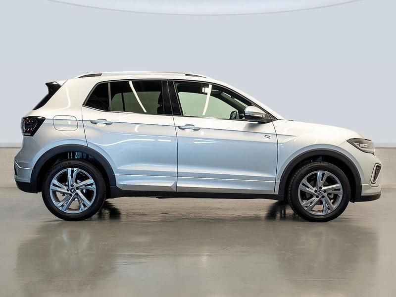 Usado VW T-Cross R-line 116 CV (85 kW) 2025 Gris plata SUV