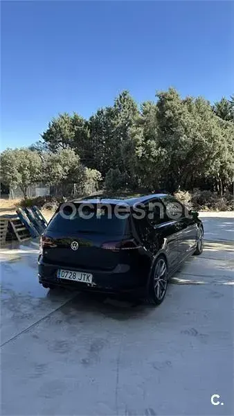 Usado VW Golf VII R 300 CV (220 kW) 2016 Negro Berlina