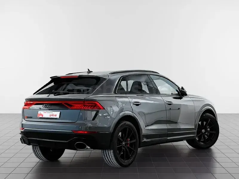Usado Audi RS Q8 Premium 600 CV (441 kW) 2023 Gris / plata SUV