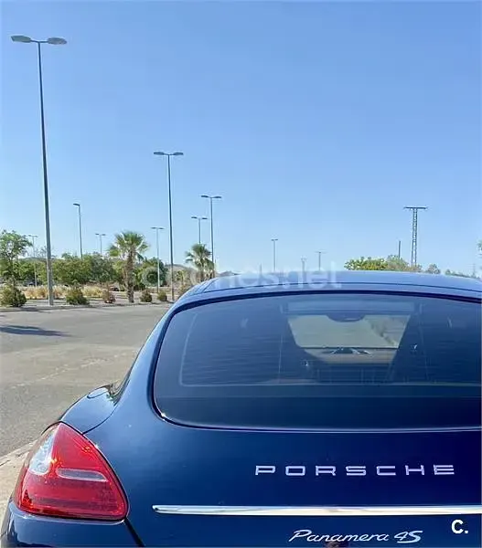 Usado Porsche Panamera 4S 400 CV (294 kW) 2011 Azul Utilitario