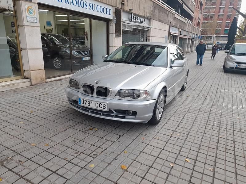 Usado BMW 320 170 CV (125 kW) 2002 Gris / plata Coupe