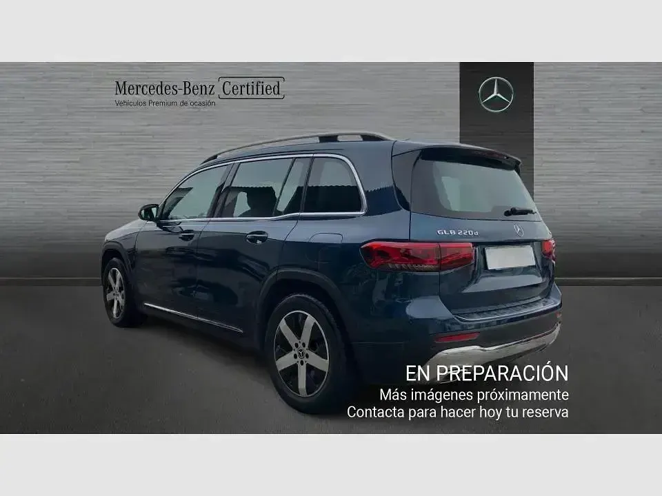 Käytetty Mercedes GLB220 Progressive 190 HP (139 kW) 2022 Sininen Katumaasturi