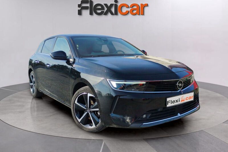 Negro Usado 2023 Opel Astra Elegance Berlina | 16.790 € (Super precio) - Imagen 1/4