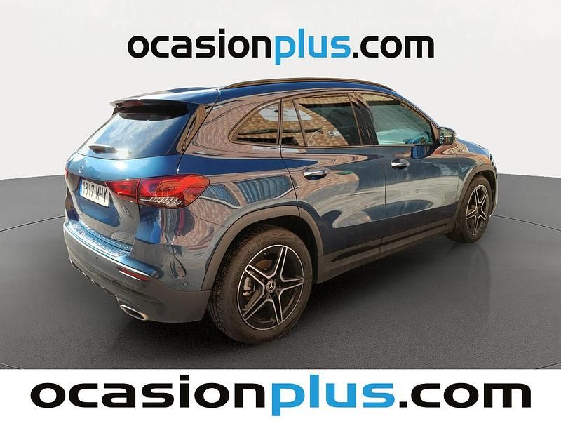 Usado Mercedes GLA180 136 CV (100 kW) 2023 Azul SUV