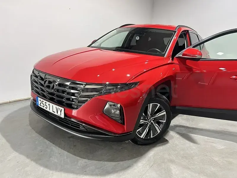Usado Hyundai Tucson 136 CV (100 kW) 2022 Rojo SUV