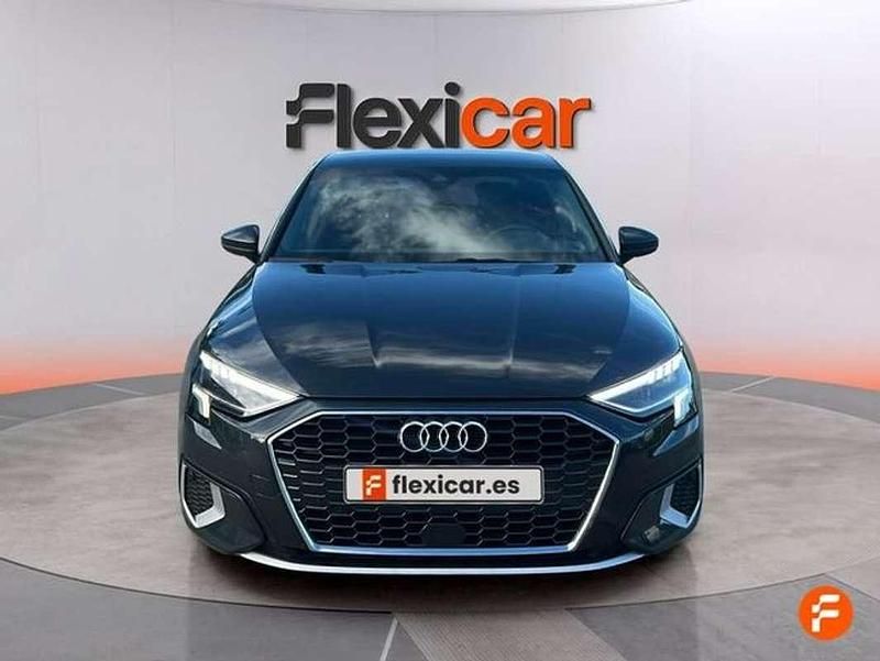 Usado Audi A3 Premium 116 CV (85 kW) 2021 Gris Berlina