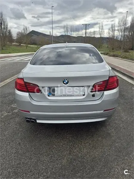 Usado BMW 520 Gran Turismo Comfort Edition 184 CV (135 kW) 2011 Gris / plata Coupe