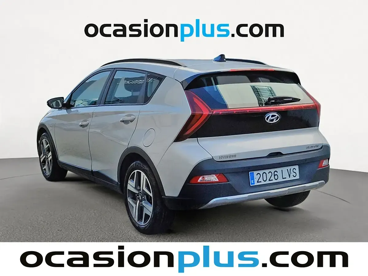 Usado Hyundai Bayon 101 CV (74 kW) 2021 Plateado SUV