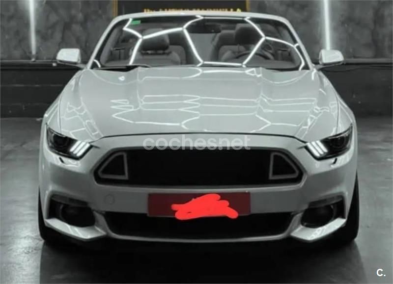 Usado Ford Mustang Convertible 314 CV (230 kW) 2017 Gris / plata Descapotable