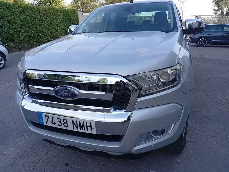 Usado Ford Ranger Wildtrack 200 CV (147 kW) 2019 Gris / plata Pickup/Camioneta