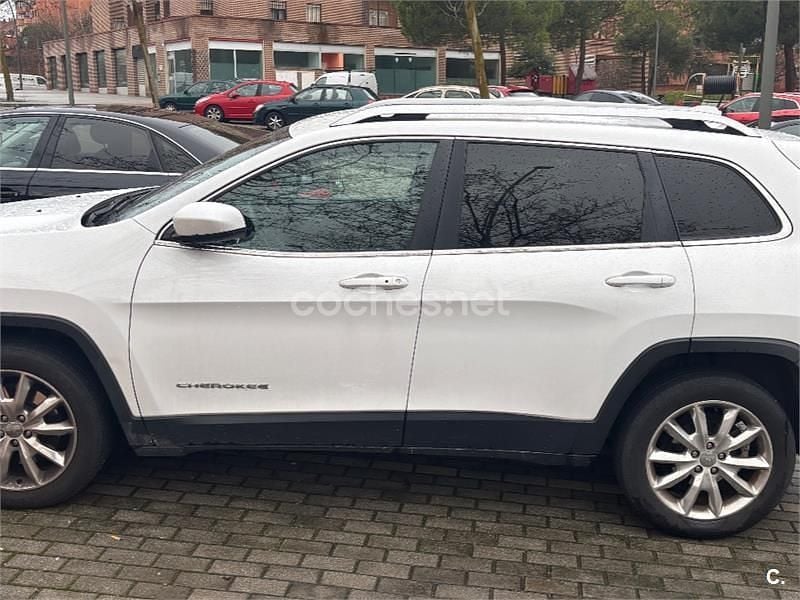 Usado Jeep Cherokee Limited 140 CV (102 kW) 2013 Blanco SUV