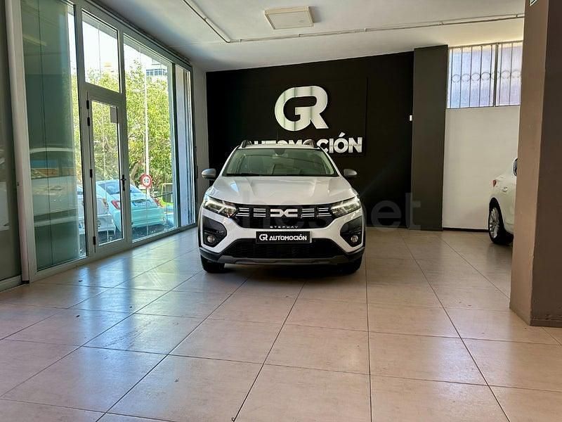 Usado Dacia Sandero Essentiel 91 CV (66 kW) 2023 Blanco Berlina