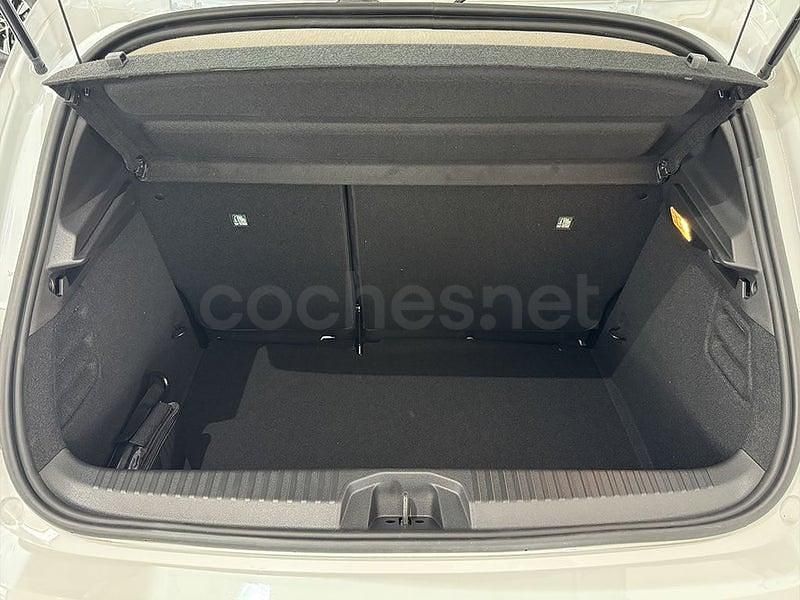 Nuevo Renault Clio V Evolution 100 CV (73 kW) 2025 Blanco Berlina