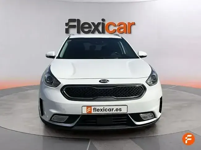 Usado Kia Niro 141 CV (103 kW) 2017 Blanco SUV