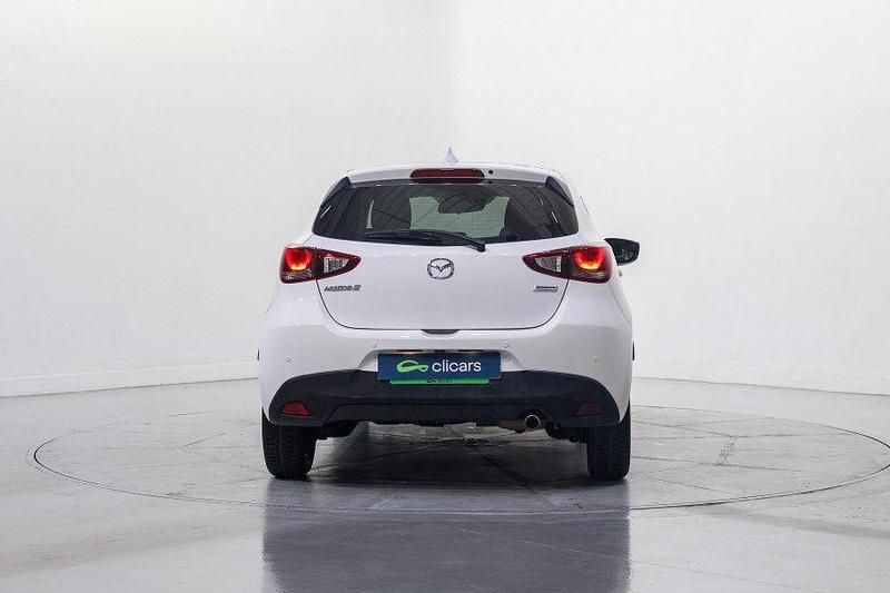 Usado Mazda 2 90 CV (66 kW) 2019 Blanco