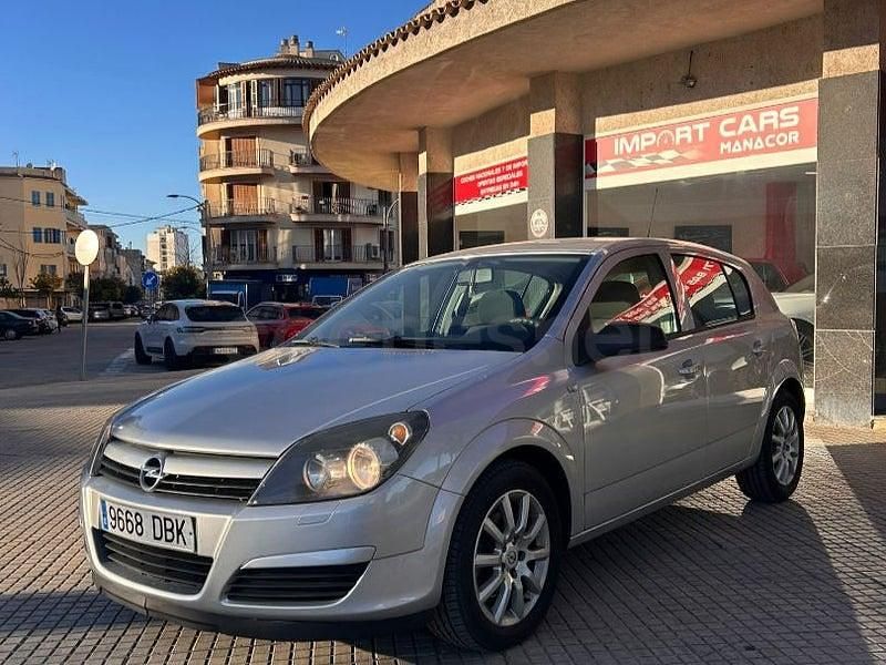 Usado Opel Astra Edition 80 CV (58 kW) 2004 Gris / plata Berlina