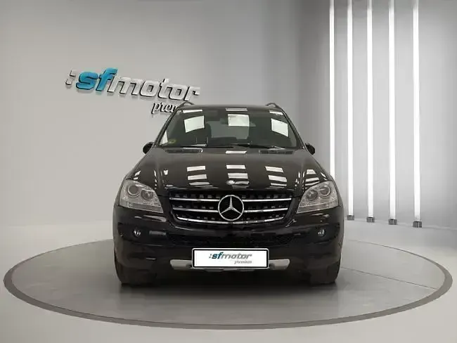 Usado Mercedes ML280 190 CV (139 kW) 2006 Negro SUV