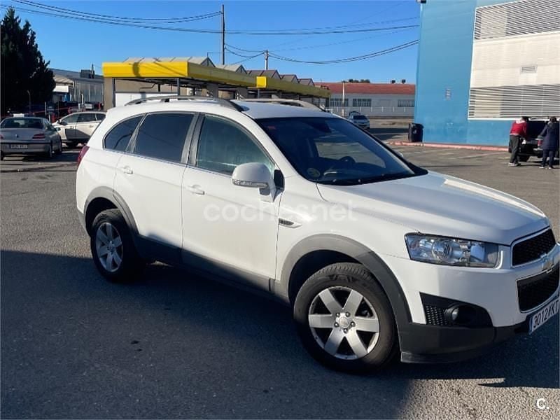Blanco Usado 2012 Chevrolet Captiva LT SUV | 7800 € (Precio justo) - Imagen 1/4