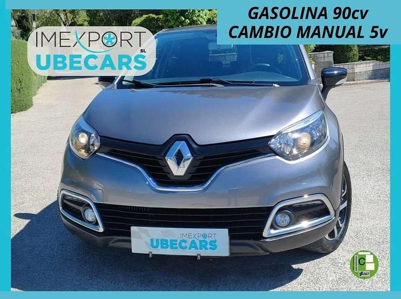Usado Renault Captur Intens 90 HP (66 kW) 2015 Cinzento SUV