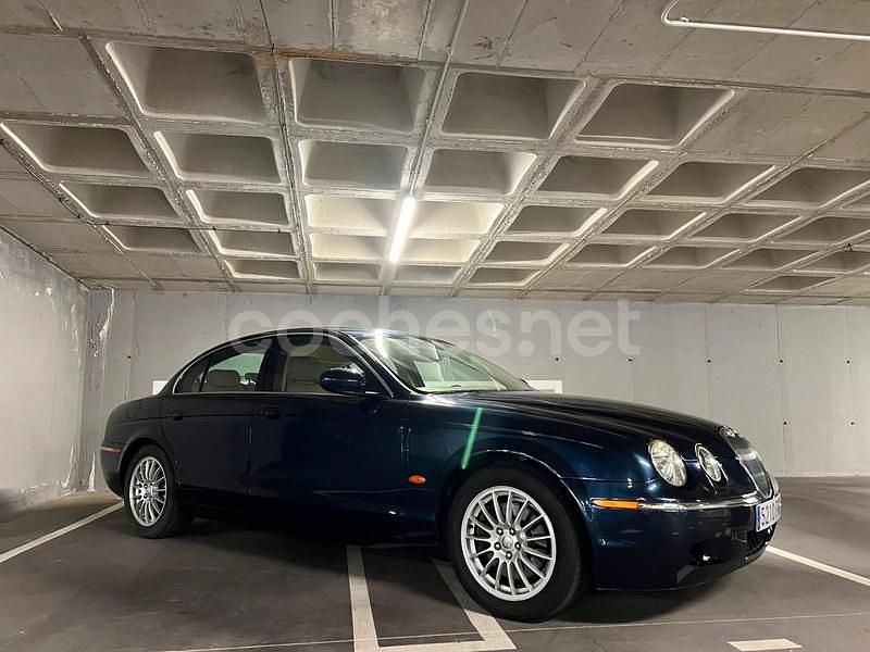 Gris / plata Usado 2007 Jaguar S-Type Executive Berlina | 8800 € (Precio justo) - Imagen 1/4