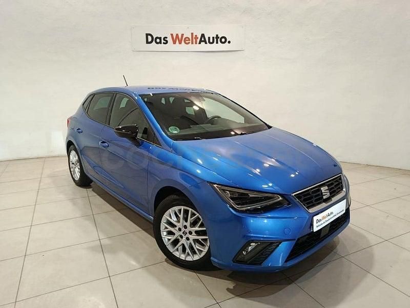 Usado Seat Ibiza FR 116 CV (85 kW) 2025 Azul Berlina