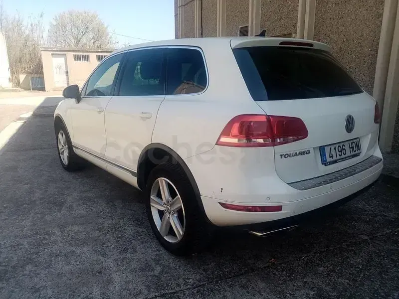 Usado VW Touareg 245 CV (180 kW) 2012 Blanco SUV