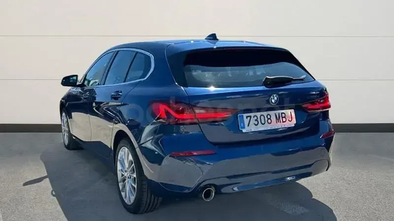 Usado BMW 118 136 CV (100 kW) 2022 Azul Utilitario
