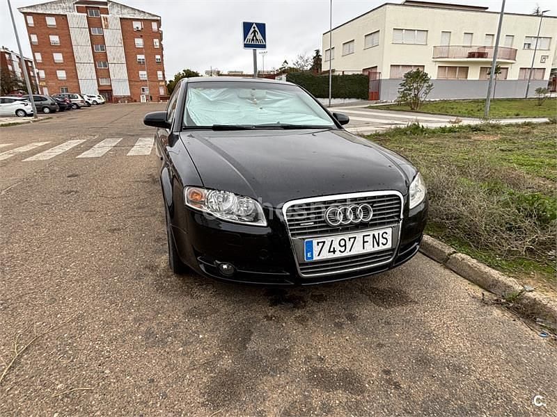 Usado Audi A4 140 CV (102 kW) 2007 Negro Berlina