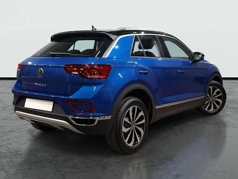 Usado VW T-Roc Design 116 CV (85 kW) 2025 Azul SUV
