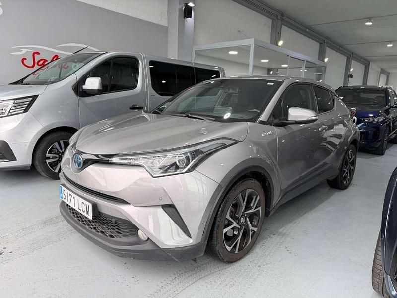 Usado Toyota C-HR Advance 122 CV (89 kW) 2019 Gris SUV