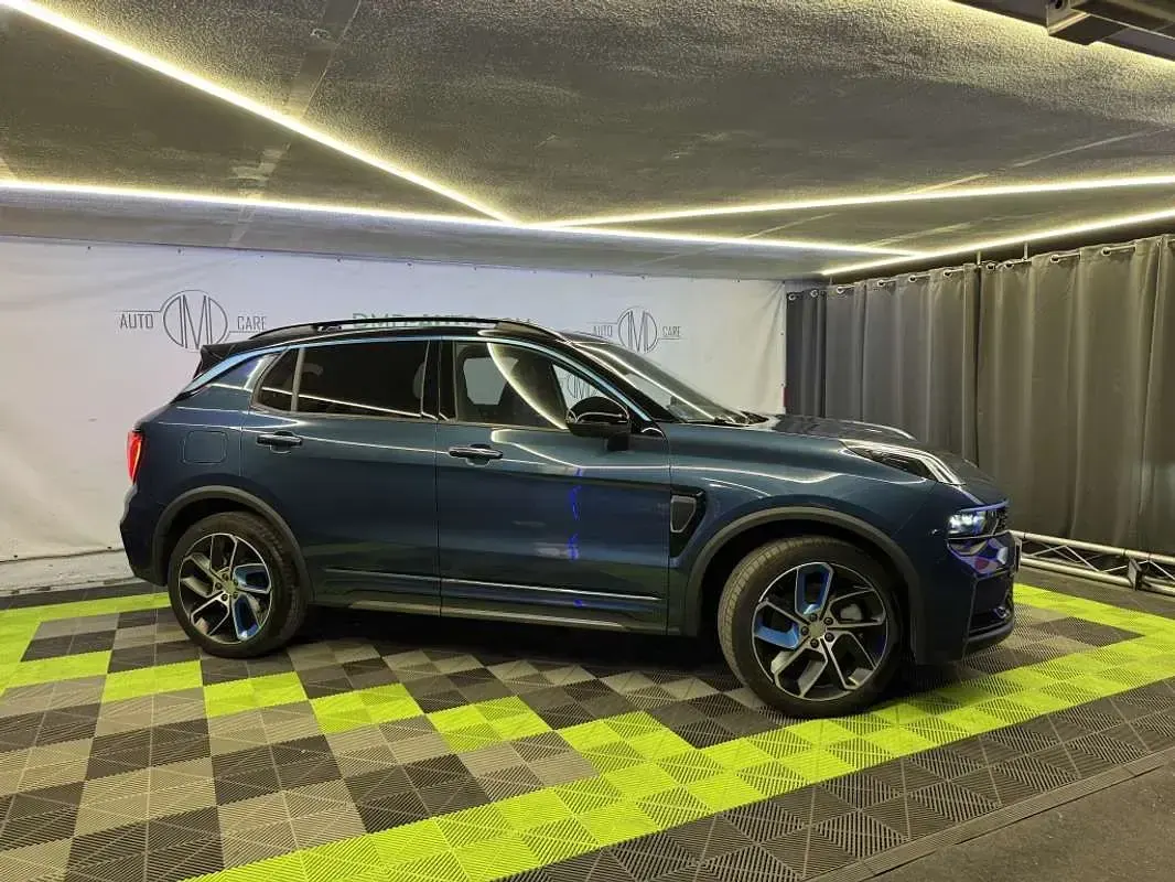 Usado Lynk & Co 01 261 CV (191 kW) 2023 Azul SUV