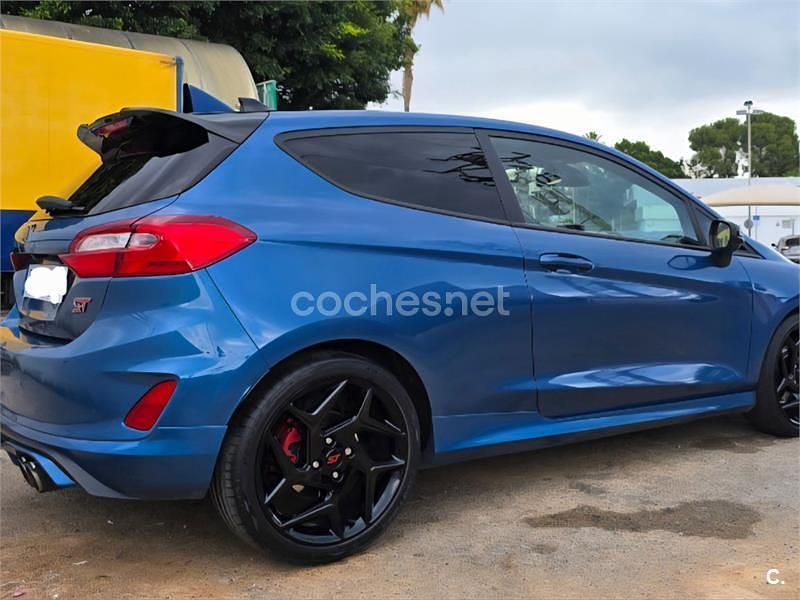 Azul Usado 2018 Ford Fiesta ST Berlina | 20.000 € - Imagen 1/4