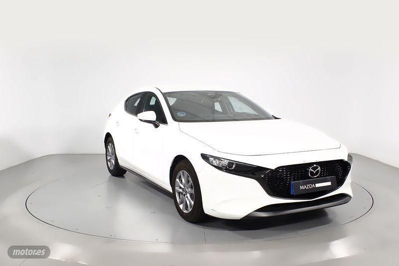 Blanco Usado 2024 Mazda 3 Prime-Line Berlina | 24.500 € - Imagen 1/4