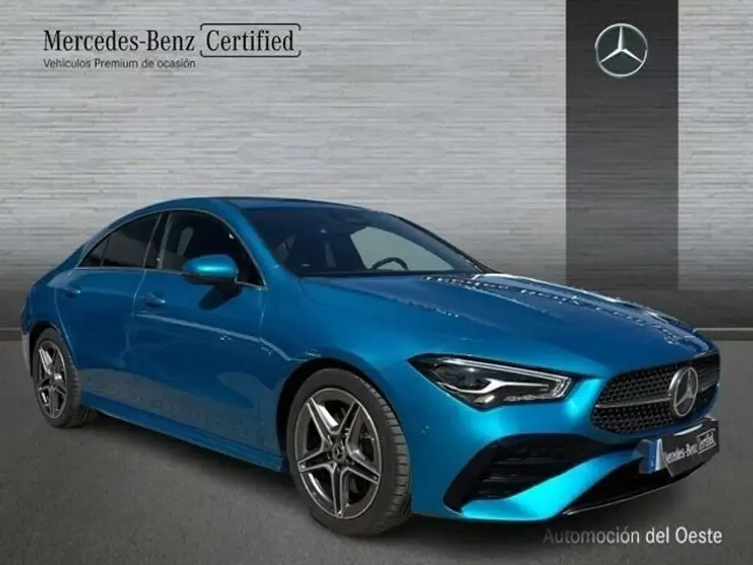 Nuevo Mercedes CLA200 163 CV (119 kW) 2026 Azul Berlina