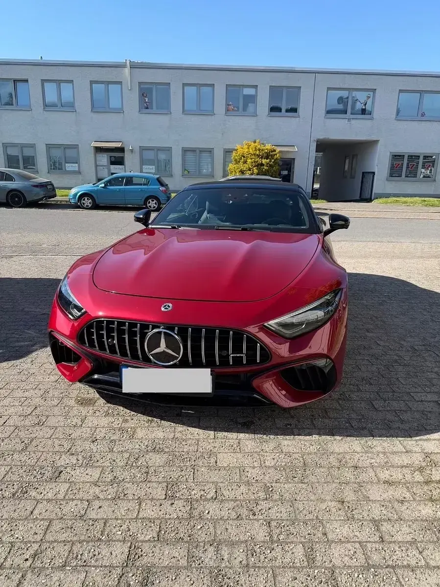Usado Mercedes SL43 AMG AMG 435 CV (319 kW) 2023 Rojo patagonia