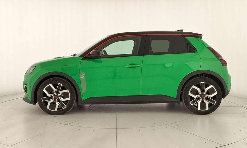 Usado Renault Megane E-Tech Techno 110 kW (150 CV) 2025 Verde Utilitario